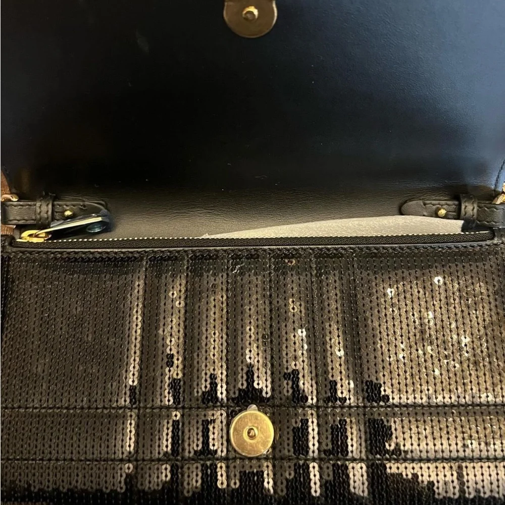 Burberry Black Sequinnedn Lola Wallet Bag with Tags - Picture 8 of 12